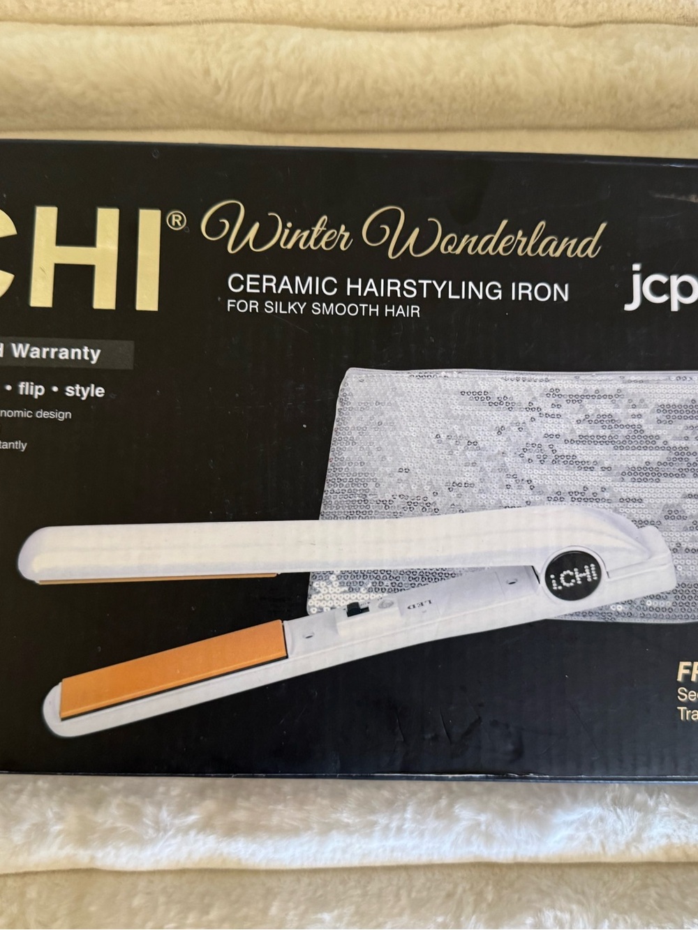 Chi winter wonderland ceramic hairstyling flatiron Nib w/ sequin thermal bag